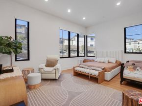 11862 N Hillsborough Lane, Porter Ranch CA 91326