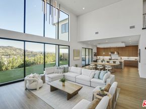 11862 N Hillsborough Lane, Porter Ranch CA 91326