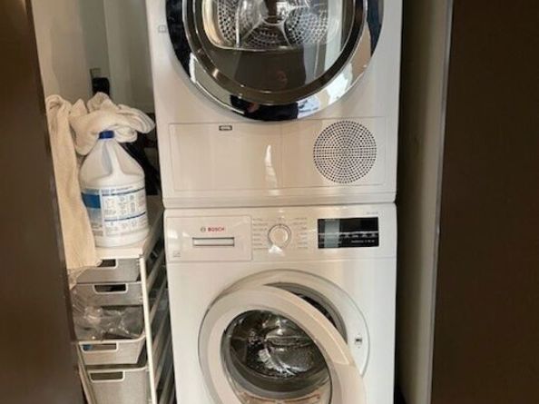 1645 Vine Street 703, Los Angeles CA 90028