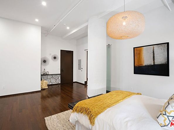 1645 Vine Street 703, Los Angeles CA 90028