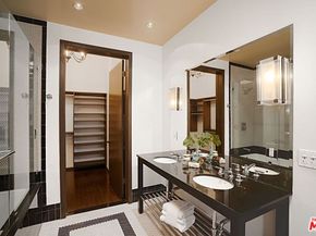 1645 Vine Street 703, Los Angeles CA 90028