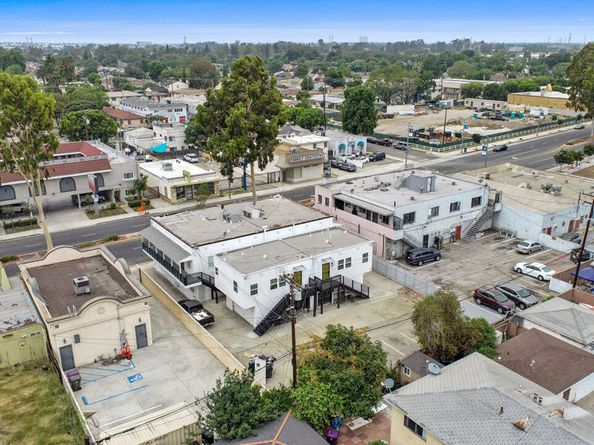 6064 Atlantic Avenue, Long Beach CA 90805