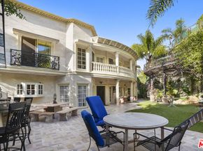 2258 Gloaming Way, Beverly Hills CA 90210