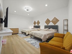 2258 Gloaming Way, Beverly Hills CA 90210