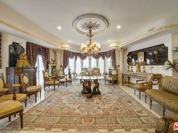 2258 Gloaming Way, Beverly Hills CA 90210