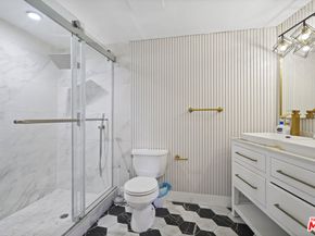 2258 Gloaming Way, Beverly Hills CA 90210