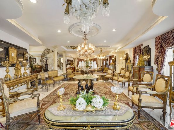 2258 Gloaming Way, Beverly Hills CA 90210