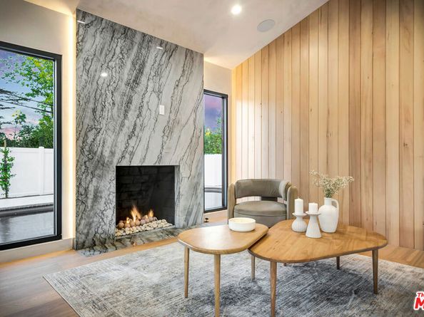 5853 Keokuk Avenue, Woodland Hills CA 91367