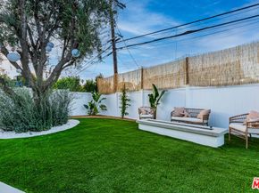 5853 Keokuk Avenue, Woodland Hills CA 91367