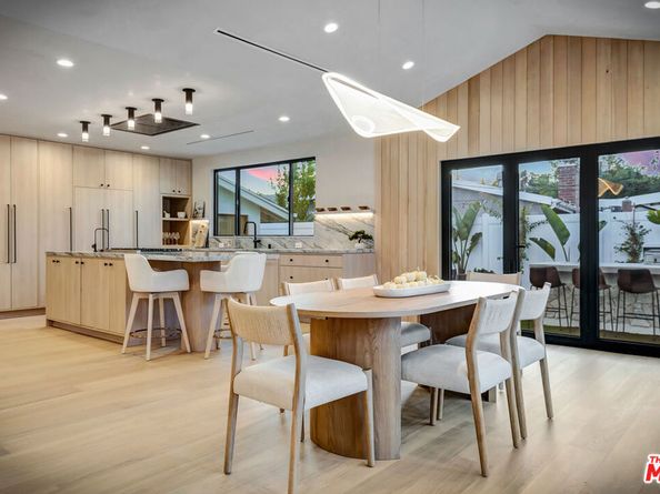 5853 Keokuk Avenue, Woodland Hills CA 91367