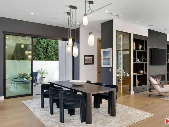 5003 Mammoth Avenue, Sherman Oaks CA 91423