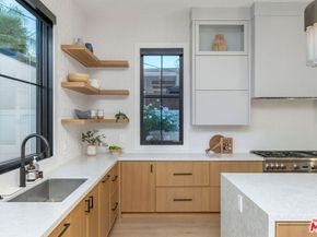 5003 Mammoth Avenue, Sherman Oaks CA 91423