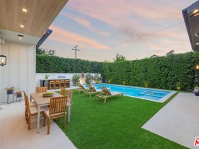 5003 Mammoth Avenue, Sherman Oaks CA 91423