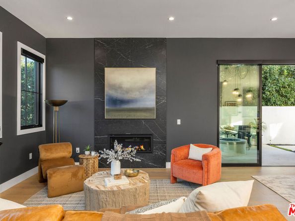 5003 Mammoth Avenue, Sherman Oaks CA 91423