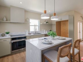 1826 W 78th Street, Los Angeles CA 90047