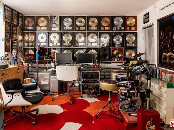 11576 Otsego Street, North Hollywood CA 91601