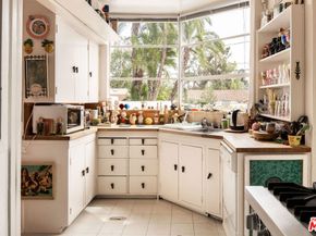 11576 Otsego Street, North Hollywood CA 91601