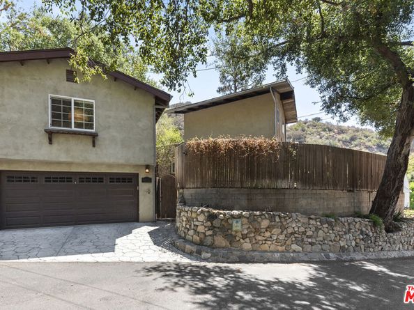 840 Country Club Drive, Burbank CA 91501