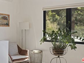 840 Country Club Drive, Burbank CA 91501