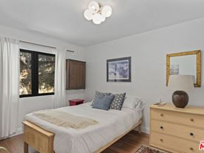 840 Country Club Drive, Burbank CA 91501