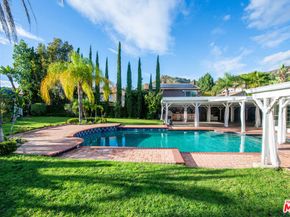 11753 Castillo Lane, Porter Ranch CA 91326