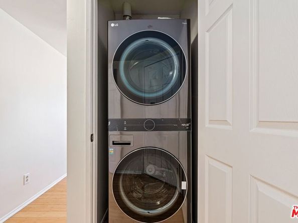 102 N Sweetzer Avenue 106, Los Angeles CA 90048