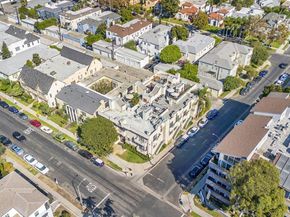 102 N Sweetzer Avenue 106, Los Angeles CA 90048