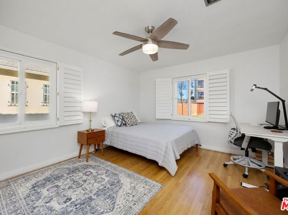 3906 S Victoria Avenue, View Park CA 90008