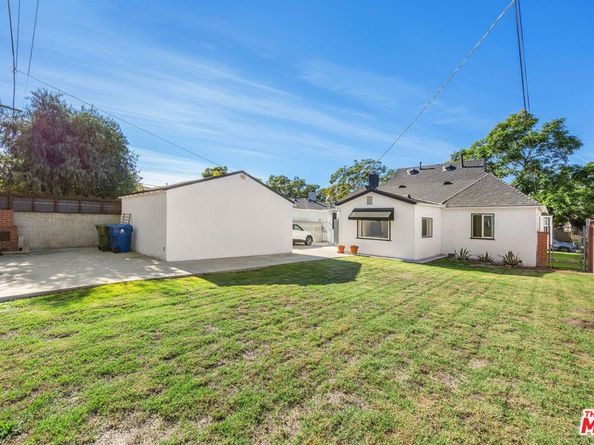 3906 S Victoria Avenue, View Park CA 90008