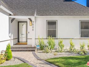 3906 S Victoria Avenue, View Park CA 90008