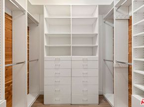 1630 S Bentley Avenue 202, Los Angeles CA 90025