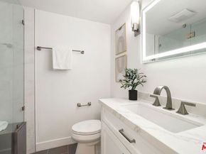 1630 S Bentley Avenue 202, Los Angeles CA 90025