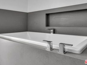 5515 Pacific Avenue 1, Marina Del Rey CA 90292