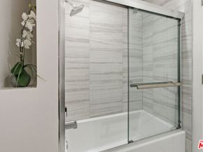 6707 N Sepulveda Boulevard, Van Nuys CA 91411