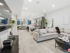 6707 N Sepulveda Boulevard, Van Nuys CA 91411