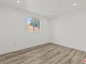 1110 -1112 W 40th Place, Los Angeles CA 90037