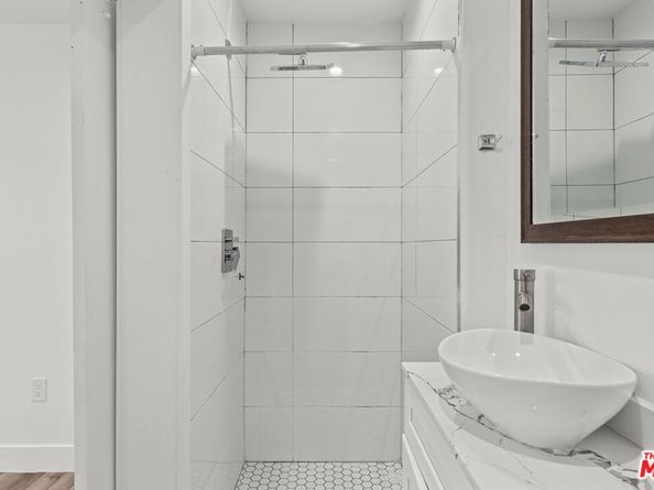 1110 -1112 W 40th Place, Los Angeles CA 90037