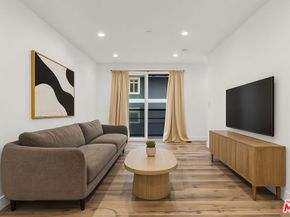 1110 -1112 W 40th Place, Los Angeles CA 90037