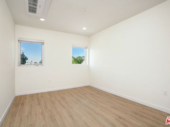 14631 Erwin Street, Van Nuys CA 91411