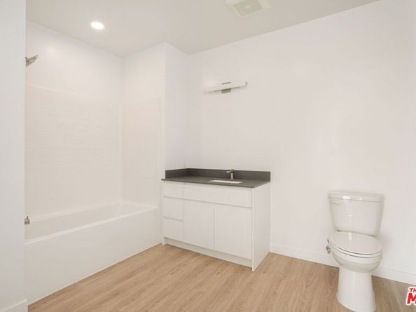 14631 Erwin Street, Van Nuys CA 91411