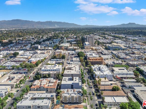 14631 Erwin Street, Van Nuys CA 91411