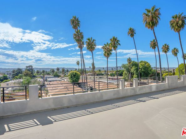 14631 Erwin Street, Van Nuys CA 91411