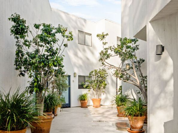 2500 Abbot Kinney Boulevard 7, Venice CA 90291