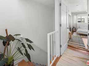 2500 Abbot Kinney Boulevard 7, Venice CA 90291