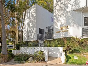 2500 Abbot Kinney Boulevard 7, Venice CA 90291