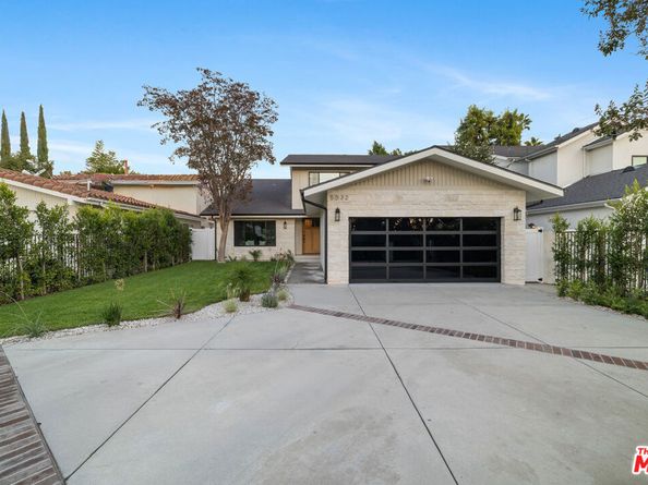 5032 Bluebell Avenue, Valley Village CA 91607