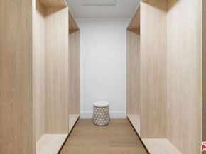 5032 Bluebell Avenue, Valley Village CA 91607