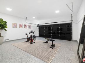 5032 Bluebell Avenue, Valley Village CA 91607