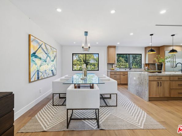 5032 Bluebell Avenue, Valley Village CA 91607