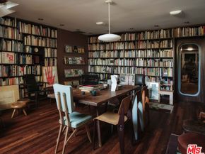 1911 La Mesa Drive, Santa Monica CA 90402